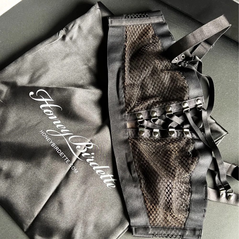 Medium Honey Birdette